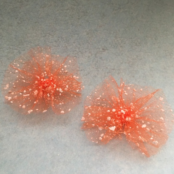Orange mesh bows - Picture 2 of 2
